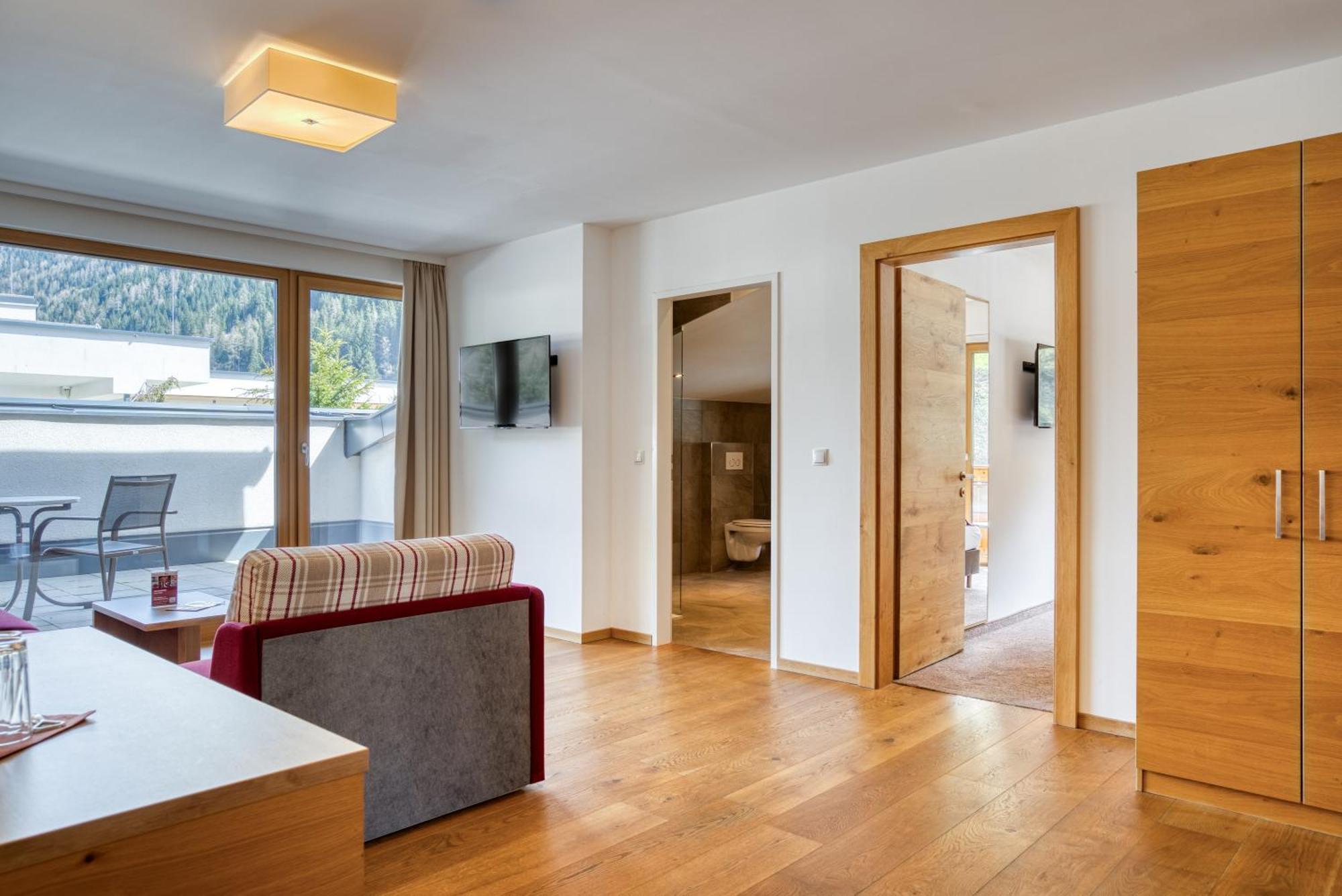 Mallaun Hotel.Erlebnis See Zewnętrze zdjęcie