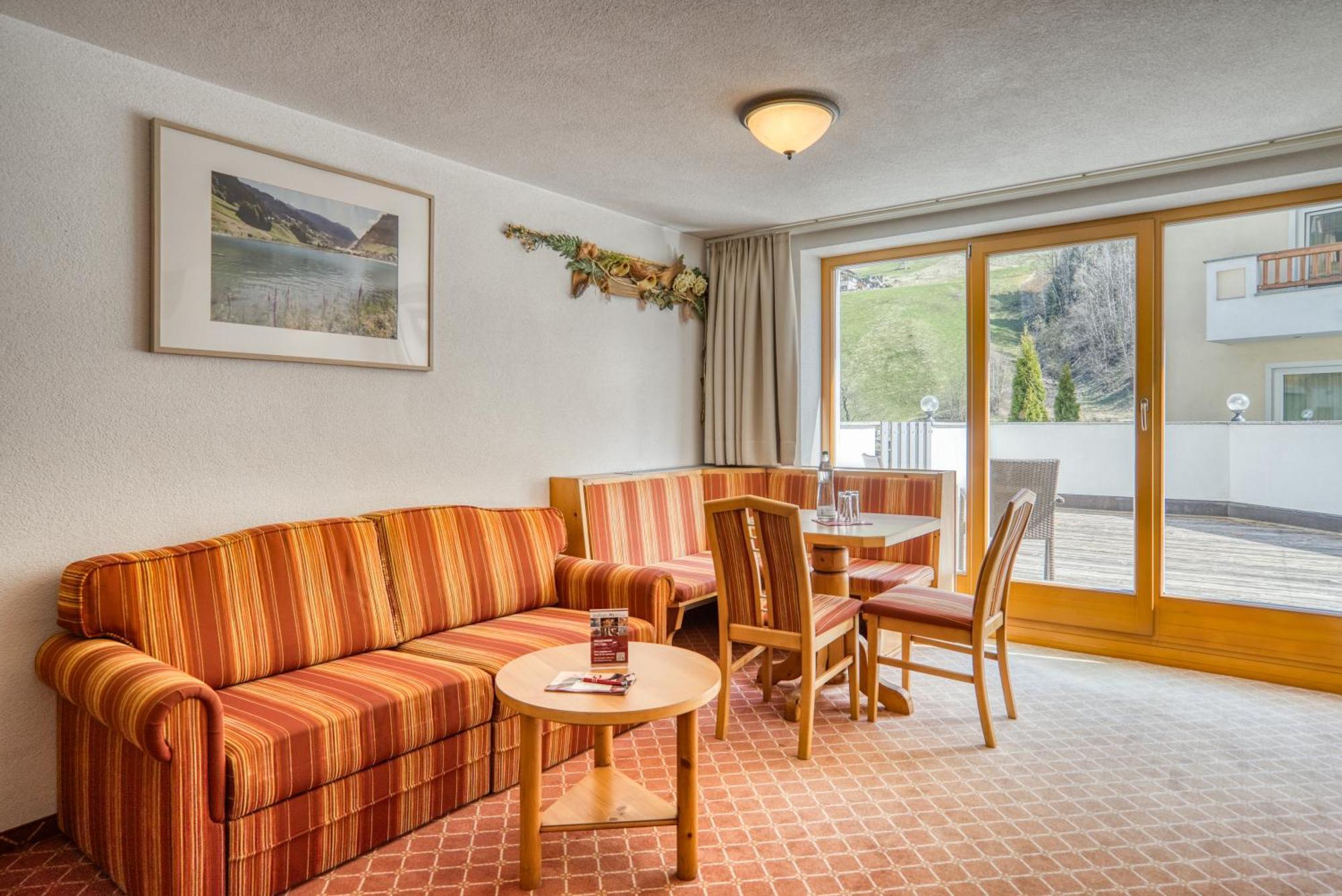 Mallaun Hotel.Erlebnis See Zewnętrze zdjęcie