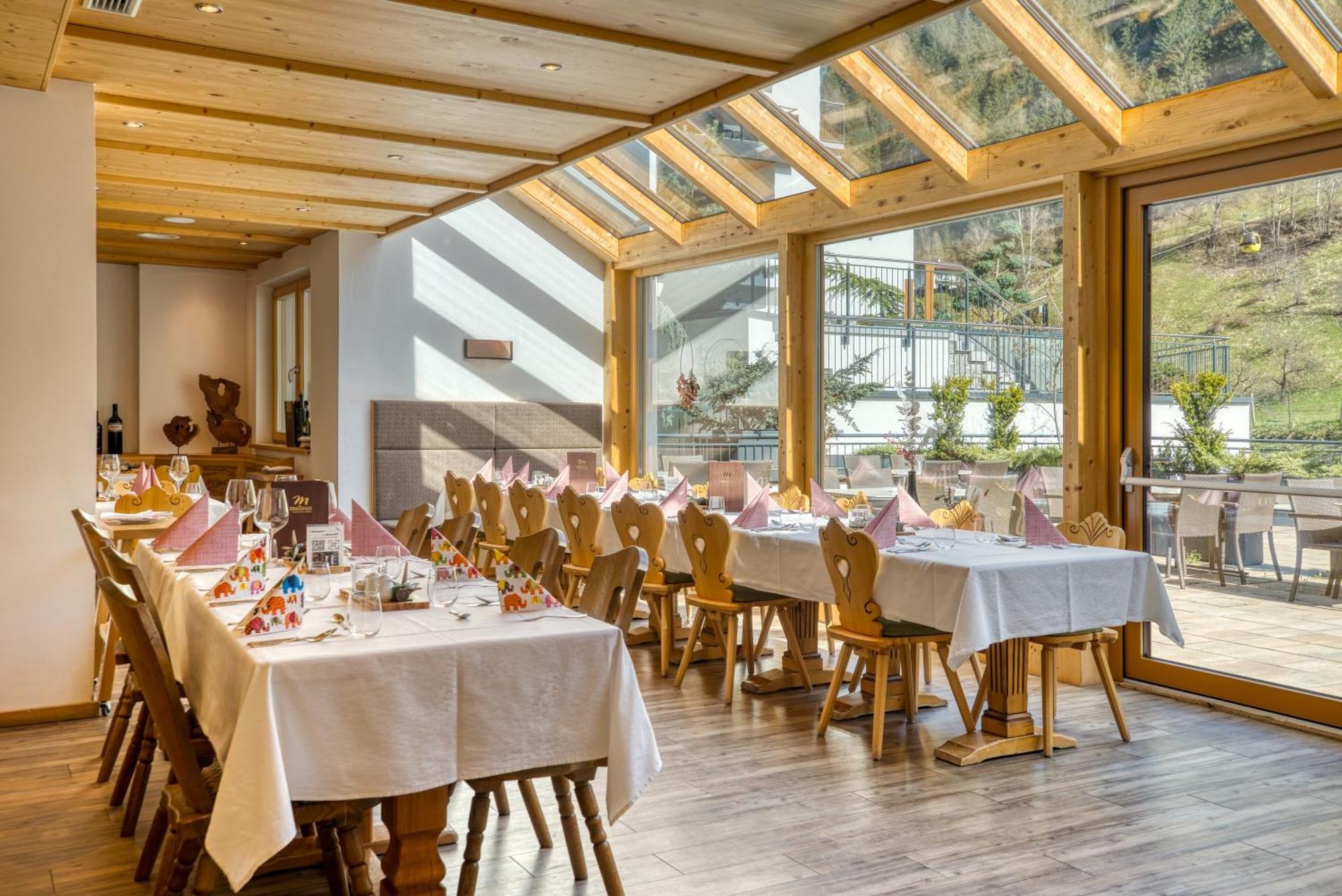 Mallaun Hotel.Erlebnis See Zewnętrze zdjęcie